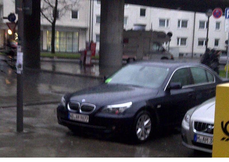 BMW-im-Regen , BMW 5er- E60 523i Facelift Baujahr 2008